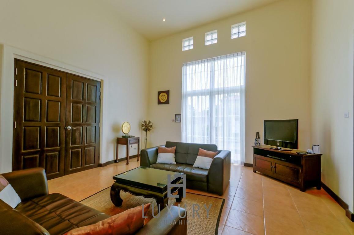 Bali Style 2 Bedroom Villa With Pool - B99 HHQ Eksteriør billede